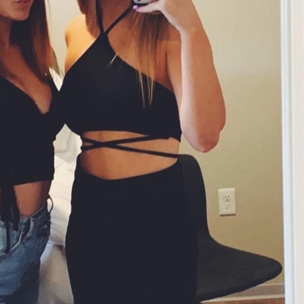 Princess Polly Black Tie Top